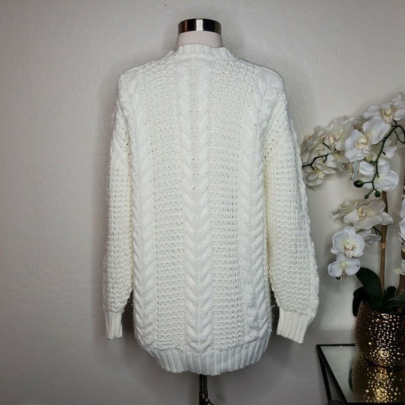 VTG Baszio Cable Knit Button Fisherman Cardigan - Picture 3 of 6